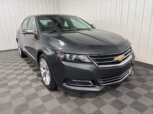 Used 2019 Chevrolet Impala Premier w/ Premier Convenience Package image 5