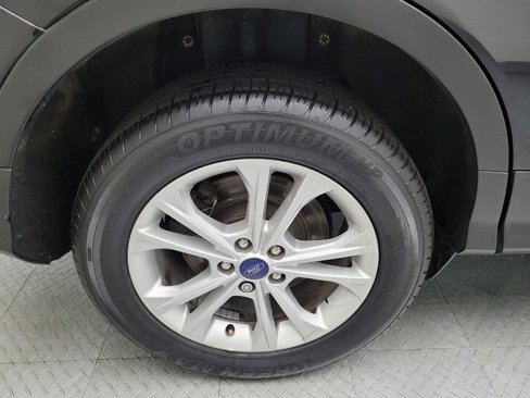 Used 2019 Ford Escape SE image 31
