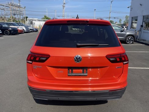 Certified 2019 Volkswagen Tiguan SEL w/ 3rd Row Seat Package image 8