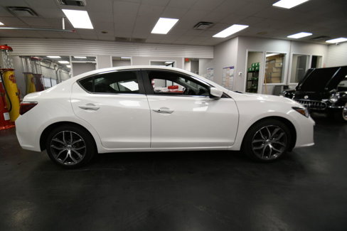 Used 2020 Acura ILX w/ Premium Package image 8