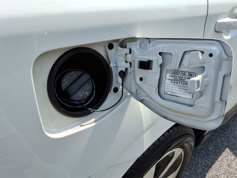 Used 2017 Subaru Forester 2.5i Limited image 12