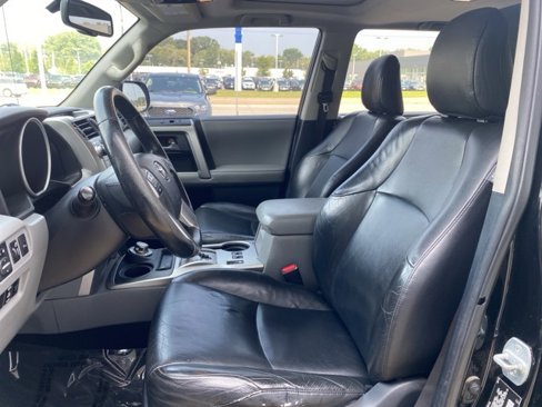 Used 2013 Toyota 4Runner SR5 image 8