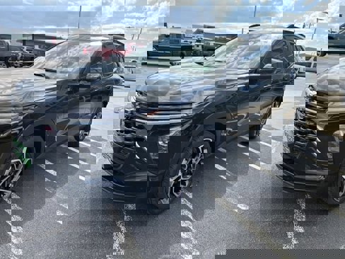 New 2026 Chevrolet Trax RS w/ Sunroof Package image 3