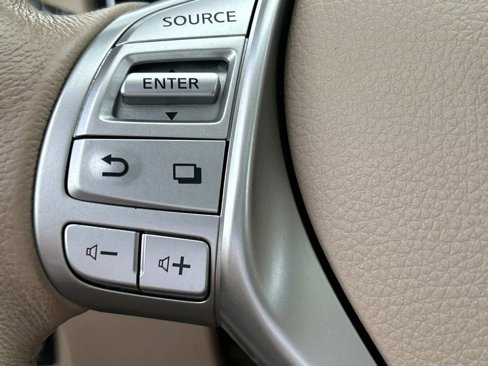 Used 2015 Nissan Rogue SL w/ SL Premium Package image 22