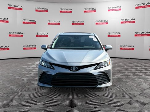 Used 2024 Toyota Camry LE w/ Convenience Package image 8