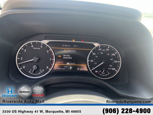 Used 2022 Nissan Rogue SV image 16