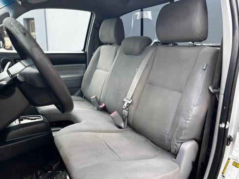 Used 2012 Toyota Tacoma 2WD Regular Cab image 12
