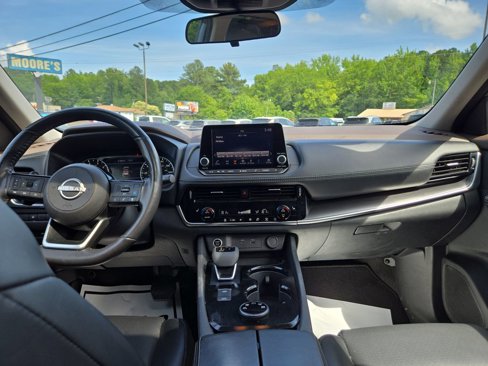 Used 2023 Nissan Rogue SV image 38