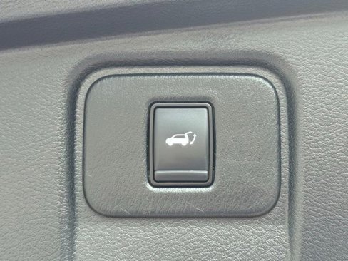 Used 2023 Nissan Murano SL image 24