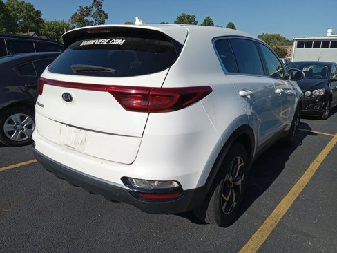 Used 2020 Kia Sportage LX image 3