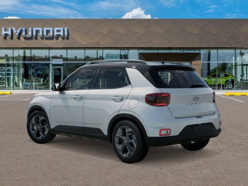 New 2025 Hyundai Venue Limited image 5
