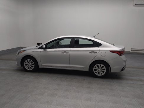 Used 2018 Hyundai Accent SE image 3