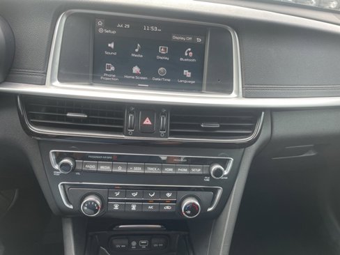 Used 2020 Kia Optima LX image 39