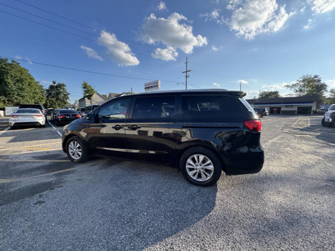 Used 2016 Kia Sedona LX w/ LX Convenience Package image 13