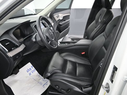 Certified 2023 Volvo XC90 B6 Ultimate image 13