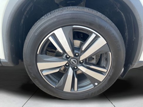 Used 2023 Nissan Rogue SL w/ SL Premium Package image 47