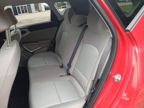 Used 2023 Kia Soul LX w/ LX Technology Package image 9