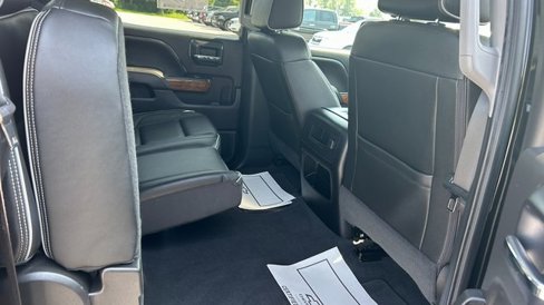 Used 2018 Chevrolet Silverado 1500 High Country image 37