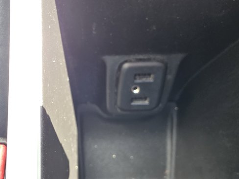 Used 2017 Chevrolet Bolt LT image 31