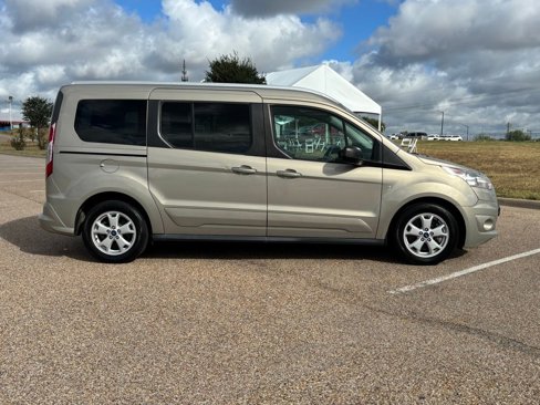 Used 2016 Ford Transit Connect XLT image 5