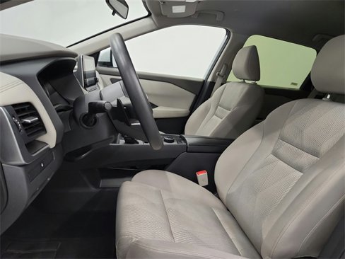 Used 2024 Nissan Rogue SV image 23