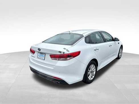 Used 2018 Kia Optima LX image 8