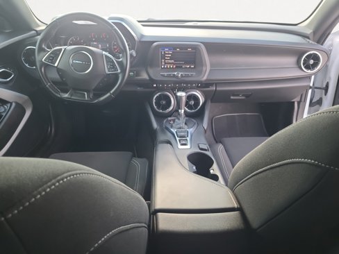 Used 2021 Chevrolet Camaro LT image 3