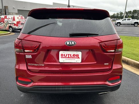 Used 2020 Kia Sorento LX image 4
