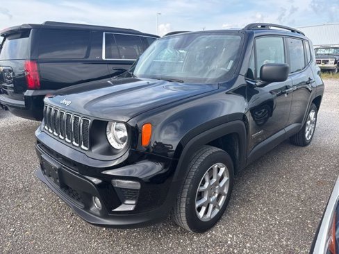 Used 2020 Jeep Renegade Sport w/ Sport Appearance Group image 2