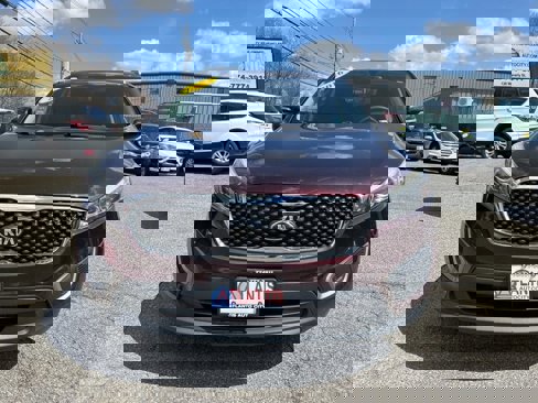 Used 2016 Kia Sorento LX image 2