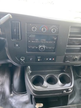 Used 2017 Chevrolet Express 3500 image 24