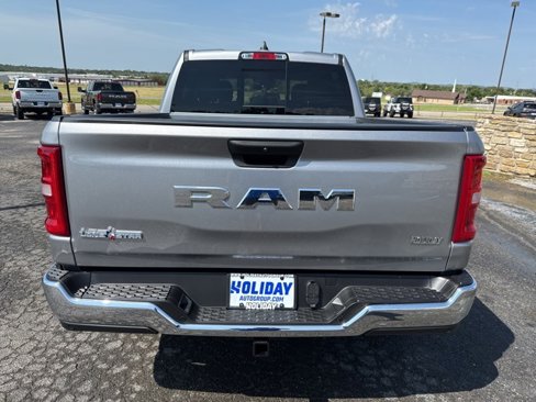 New 2025 RAM 1500 2WD Crew Cab image 4