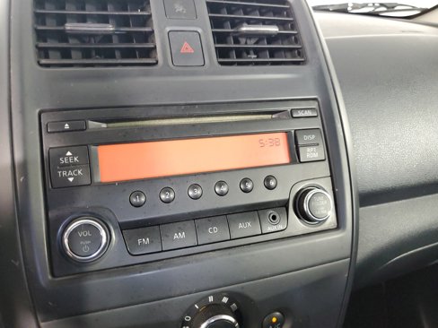 Used 2016 Nissan Versa S image 17