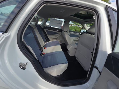 New 2025 Volkswagen Jetta SE image 14