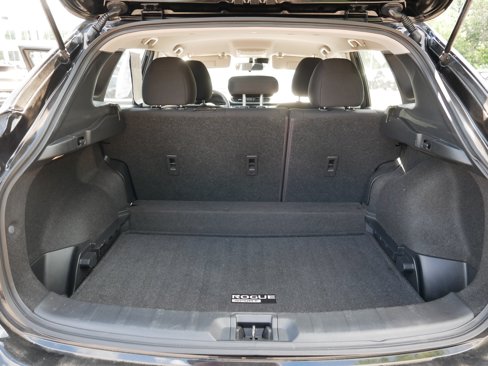 Certified 2022 Nissan Rogue Sport S image 18