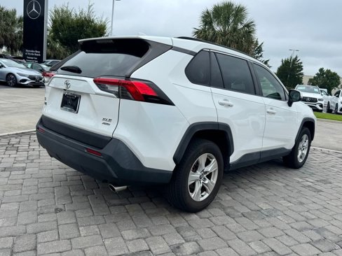 Used 2020 Toyota RAV4 XLE image 8