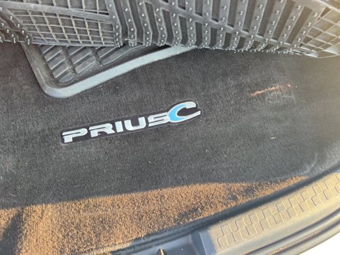 Used 2012 Toyota Prius C image 29