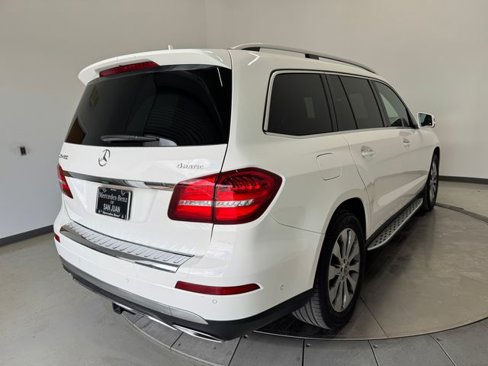 Used 2018 Mercedes-Benz GLS 450 4MATIC image 32