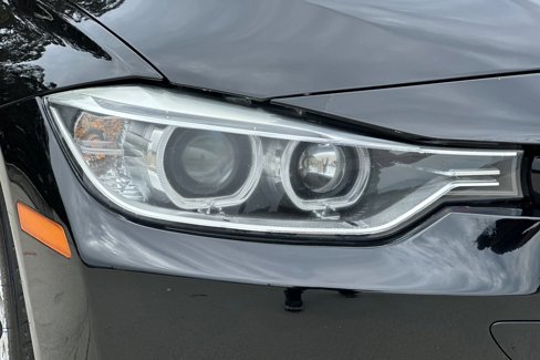 Used 2015 BMW 320i Sedan image 10