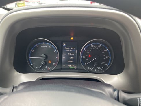 Used 2018 Toyota RAV4 Adventure image 12