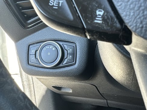 Used 2018 Ford Escape Titanium w/ Ford Safe & Smart Package image 23