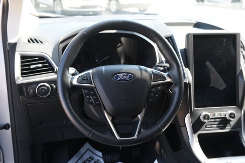 Used 2022 Ford Edge SEL w/ Convenience Package image 12