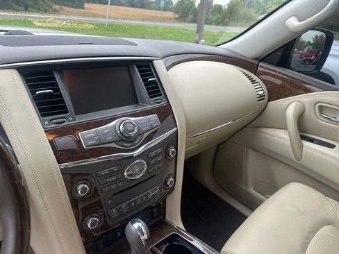 Used 2017 INFINITI QX80 4WD w/ Driver Assistance Package image 20