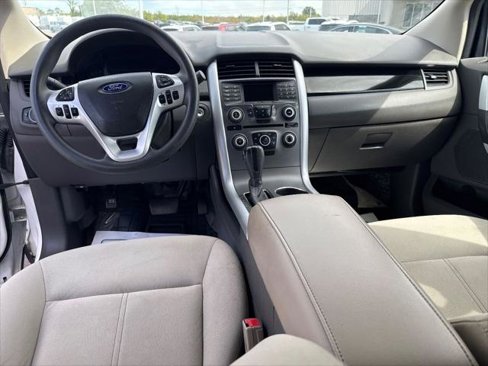 Used 2014 Ford Edge SE image 12