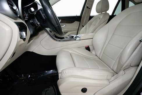 Used 2018 Mercedes-Benz GLC 300 4MATIC image 11