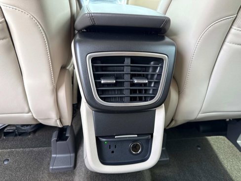 Used 2017 Lincoln MKX Reserve image 16