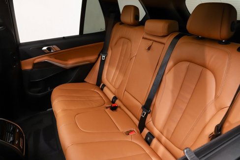 Used 2021 BMW X5 xDrive40i w/ Convenience Package image 11