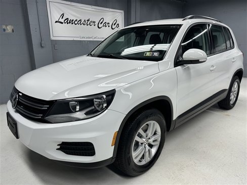 Used 2017 Volkswagen Tiguan S image 1
