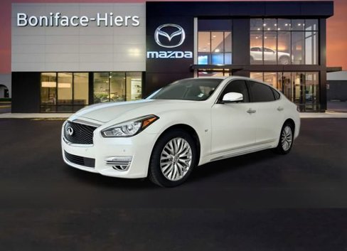 Used 2016 INFINITI Q70 L 3.7 w/ Technology Package image 4