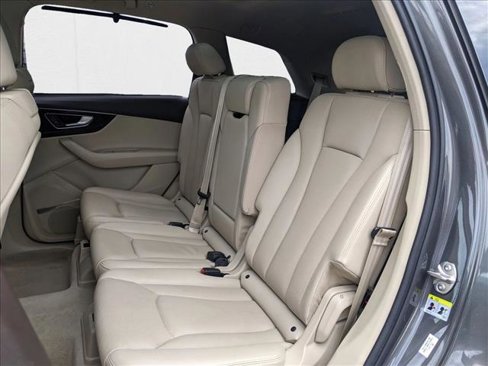 Used 2019 Audi Q7 3.0T Prestige w/ Prestige Package image 19